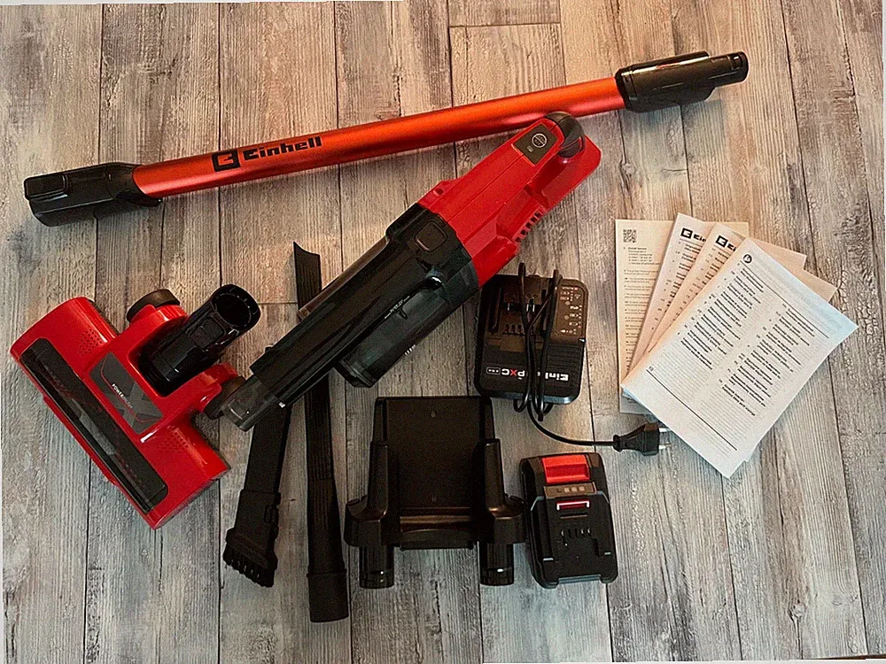 einhell Akku Stielstaubsauger TE-SV 18 Li komplett mit Akku und Ladestation