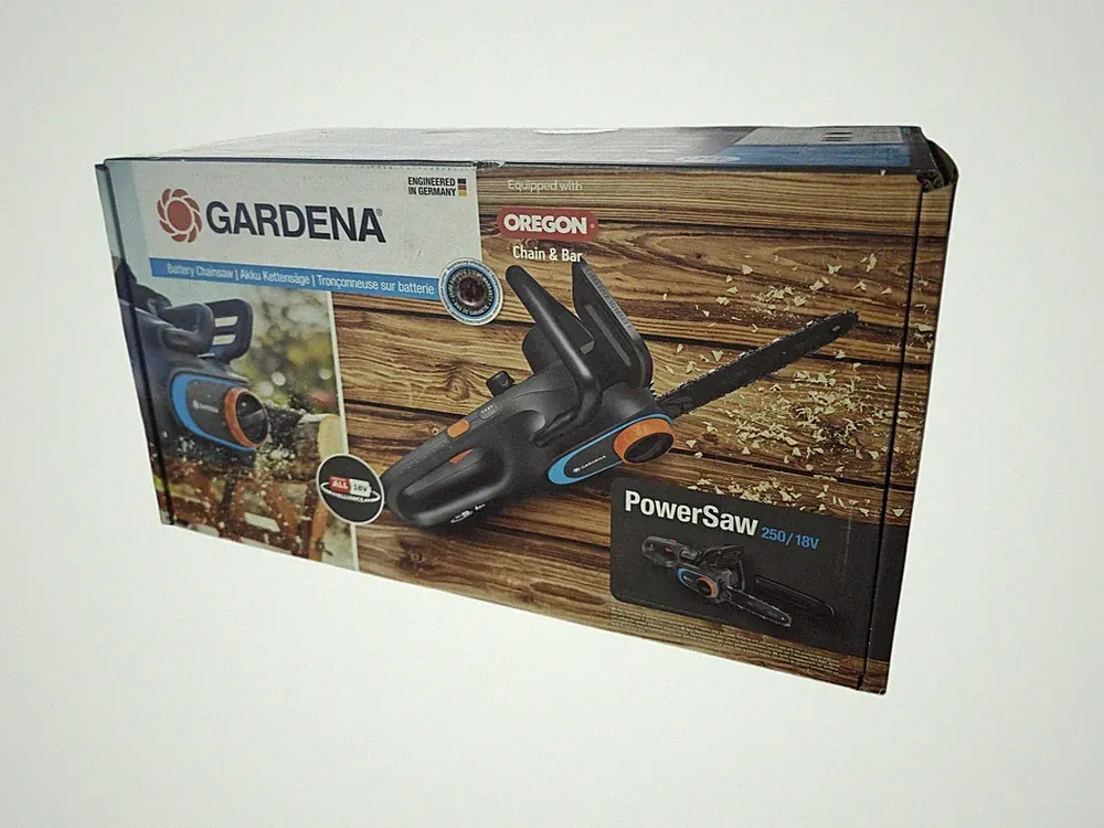 Gardena PowerSaw 250/18V Solo Akku-Kettensäge ohne Akku und Ladegerät