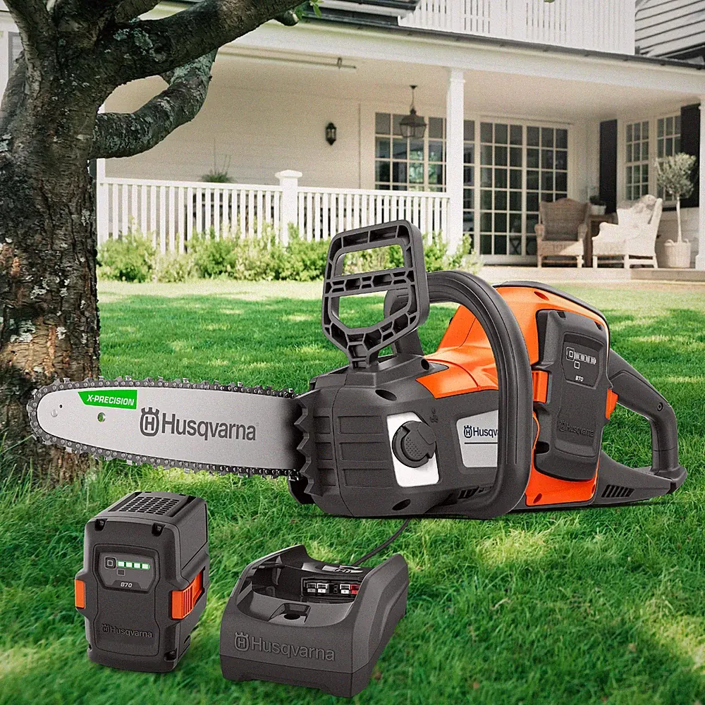 Husqvarna 215i Akku-Kettensäge 36V-Akku und Ladegerät kabellos leise 12″ Schiene