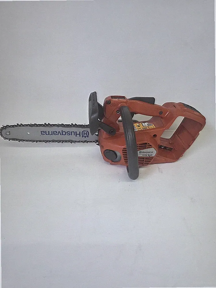 Husqvarna T536 LiXP 36V Akku Top Handle Kettensäge 12" Stab nur Gehäuse