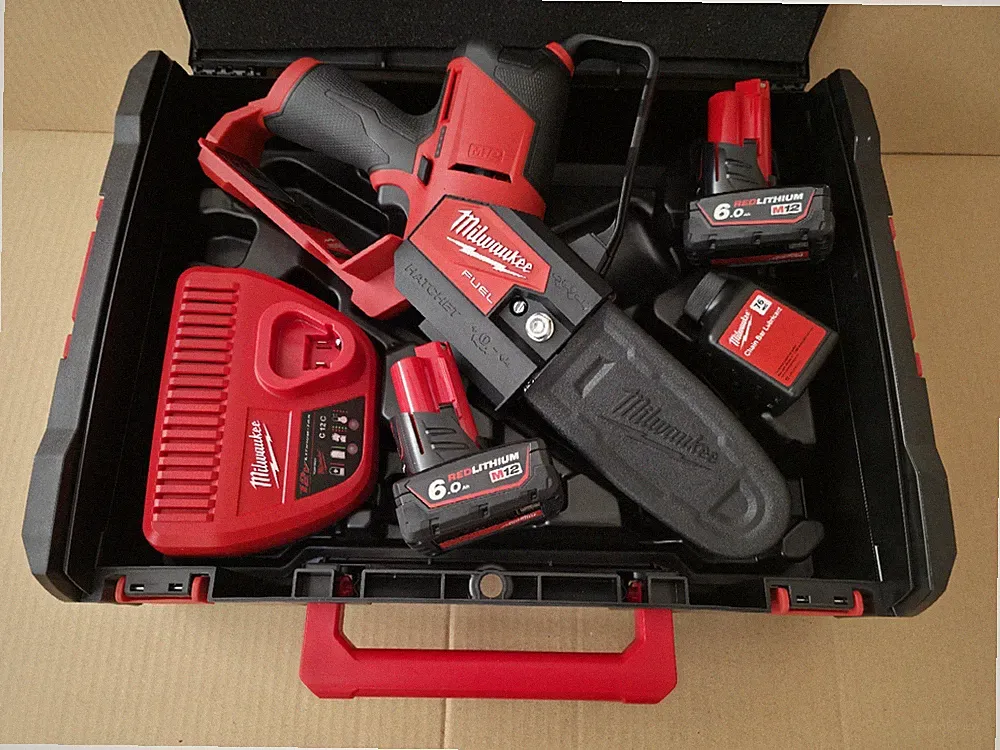 milwaukee kettensäge akku 12v fhs