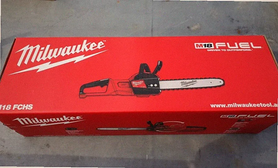 Milwaukee M18 FCHS-0G 18V "Bares Tool" Li-Ion Fuel Kettensäge/Express