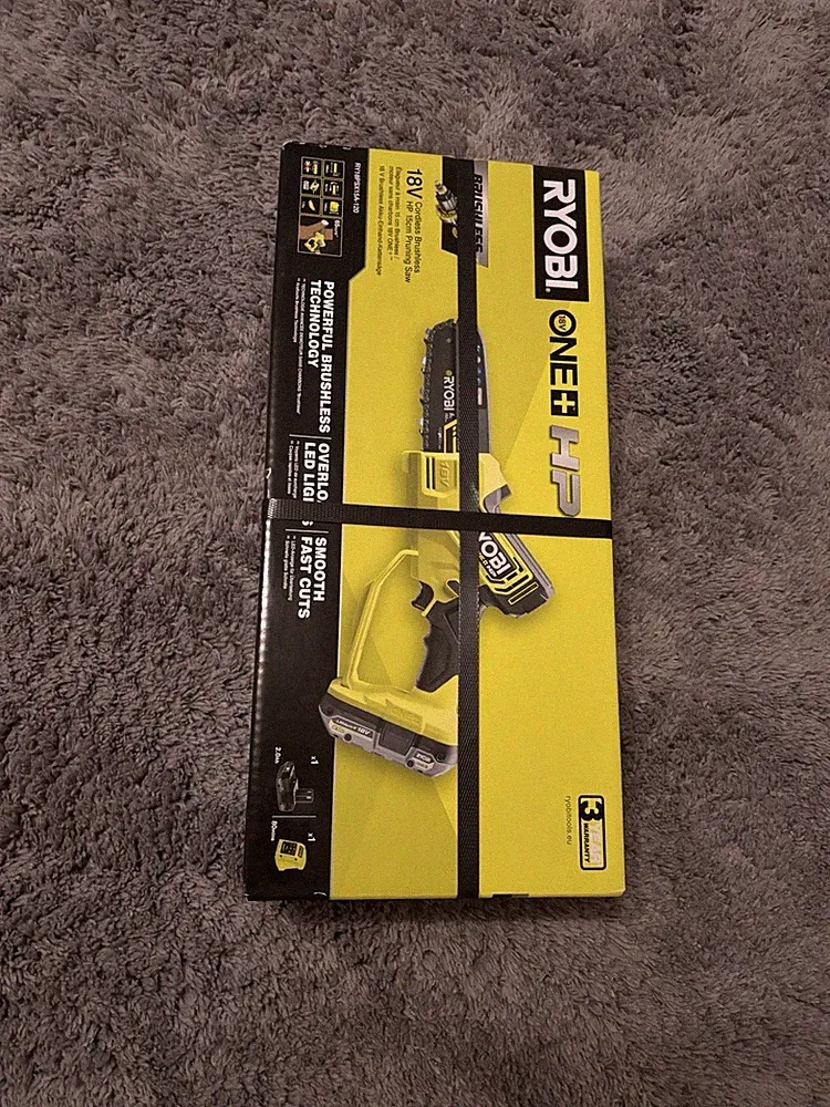 RYOBI One+ HP RY18PSX15A-120' 18 V 15 cm Akku Kettensäge mit Akku und Ladegerät