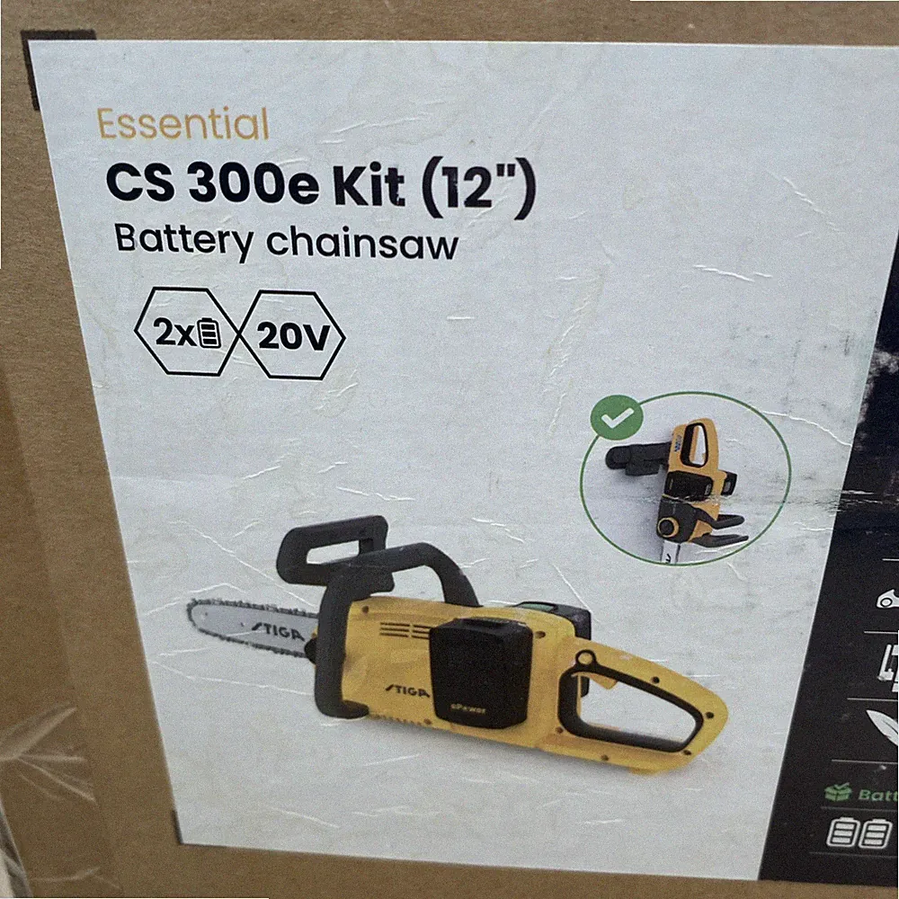 Stiga CS300e Akku Kettensäge 40V 2x 4Ah Li-Ion Batts + Ladestation Neu in OVP