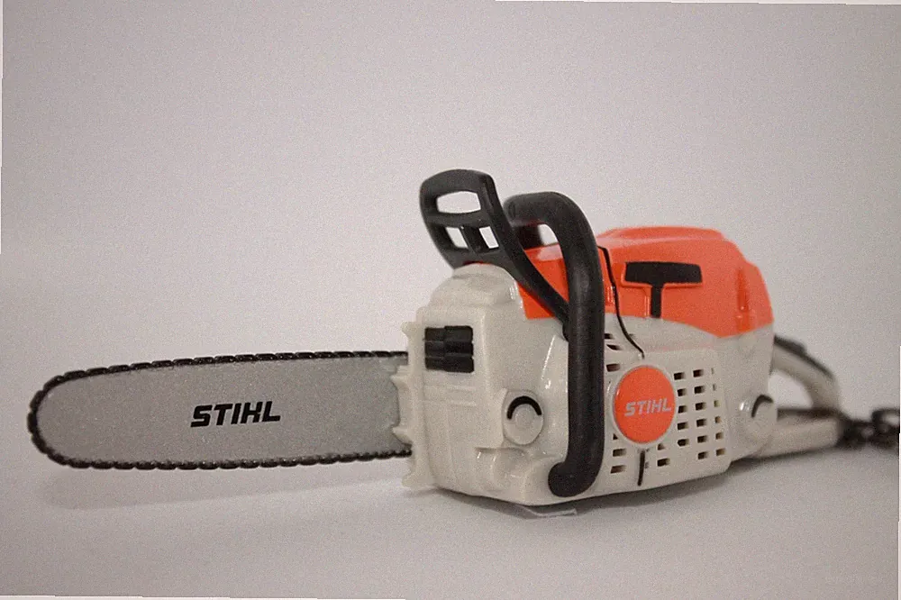 Stihl Kettensäge mit Arbeitsgeräusch-Schlüsselanhänger, Qualität Akku inkl.
